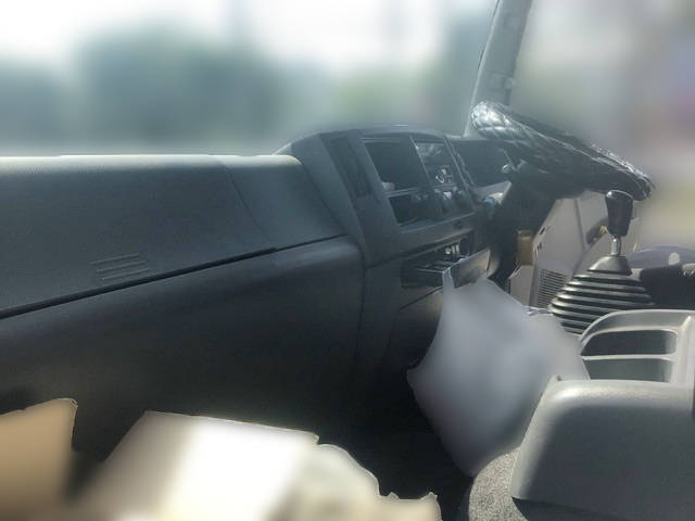 いすゞフォワードアルミウイング中型（4t）[写真29]