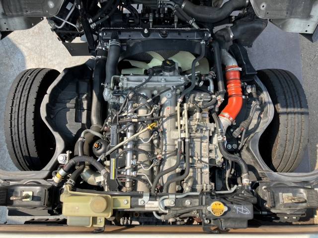 三菱ふそうキャンター平ボディ小型（2t・3t）[写真19]