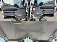 三菱ふそうキャンター平ボディ小型（2t・3t）[写真24]