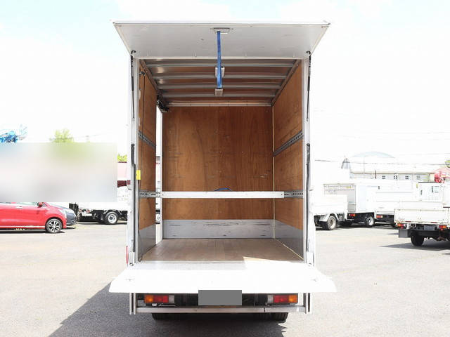 三菱ふそうキャンターアルミバン小型（2t・3t）[写真10]