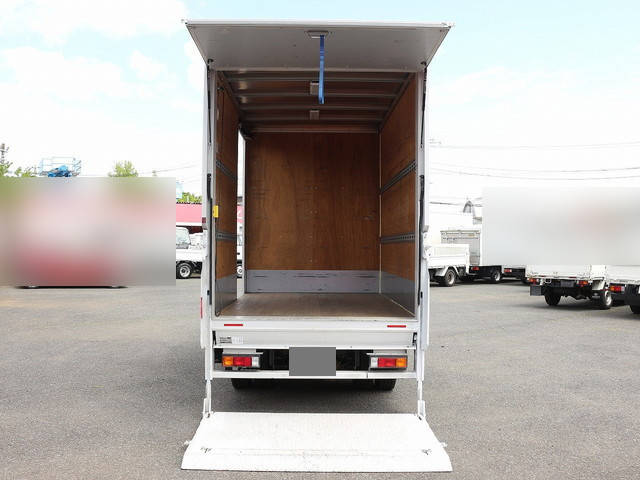 三菱ふそうキャンターアルミバン小型（2t・3t）[写真14]