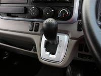 三菱ふそうキャンターアルミバン小型（2t・3t）[写真30]