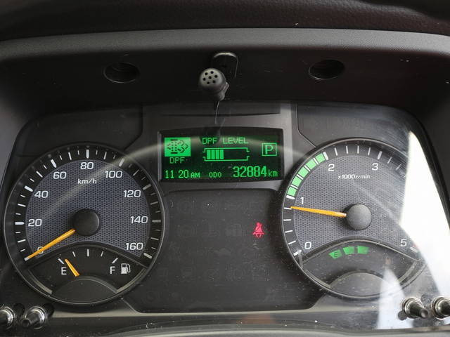 三菱ふそうキャンターアルミバン小型（2t・3t）[写真32]