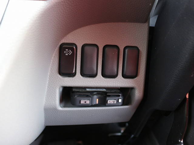 三菱ふそうキャンターアルミバン小型（2t・3t）[写真34]