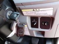 三菱ふそうキャンターアルミバン小型（2t・3t）[写真35]