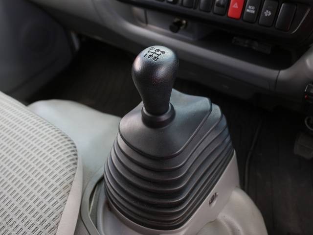 トヨタトヨエースダブルキャブ（Wキャブ）小型（2t・3t）[写真21]