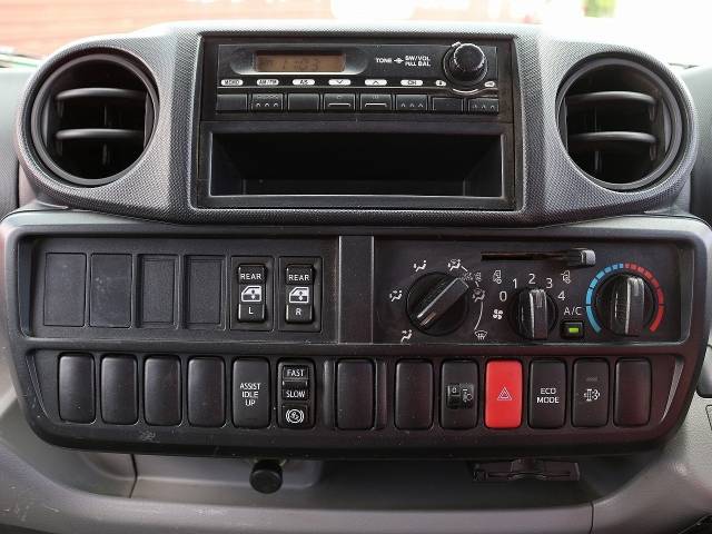 トヨタトヨエースダブルキャブ（Wキャブ）小型（2t・3t）[写真22]