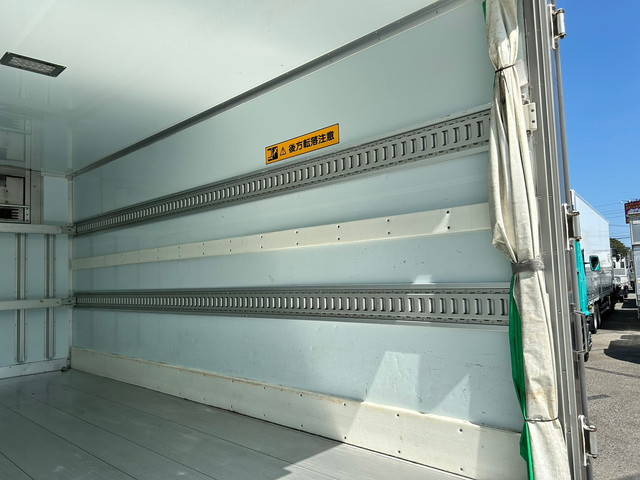 日野デュトロ冷凍車（冷蔵車）小型（2t・3t）[写真15]