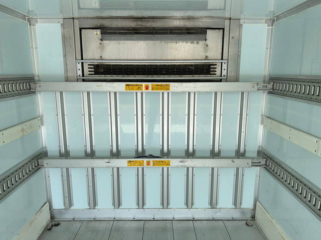 日野デュトロ冷凍車（冷蔵車）小型（2t・3t）[写真16]