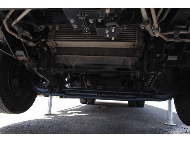 三菱ふそうキャンタークレーン5段小型（2t・3t）[写真20]