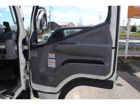 三菱ふそうキャンタークレーン5段小型（2t・3t）[写真23]