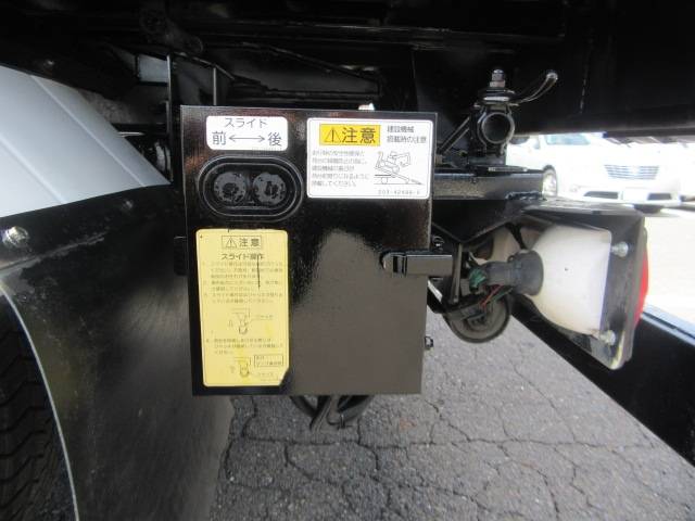 いすゞエルフローダーダンプ小型（2t・3t）[写真13]