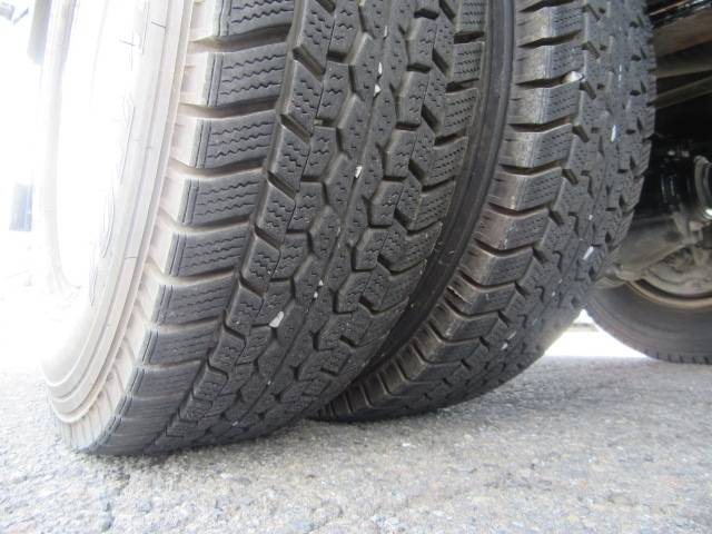 いすゞエルフローダーダンプ小型（2t・3t）[写真08]