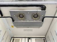 いすゞエルフ冷凍車（冷蔵車）小型（2t・3t）[写真13]