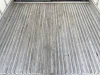 いすゞエルフ冷凍車（冷蔵車）小型（2t・3t）[写真16]