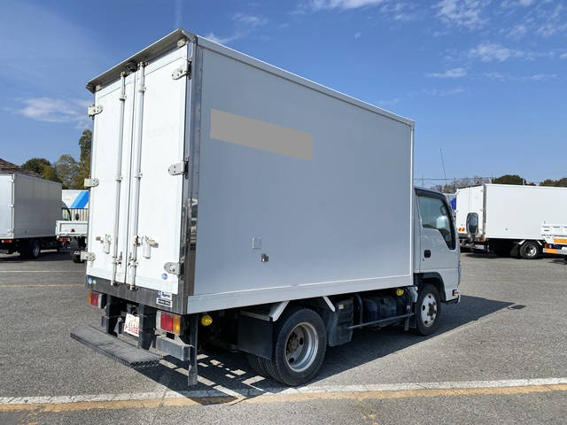 いすゞエルフ冷凍車（冷蔵車）小型（2t・3t）[写真02]