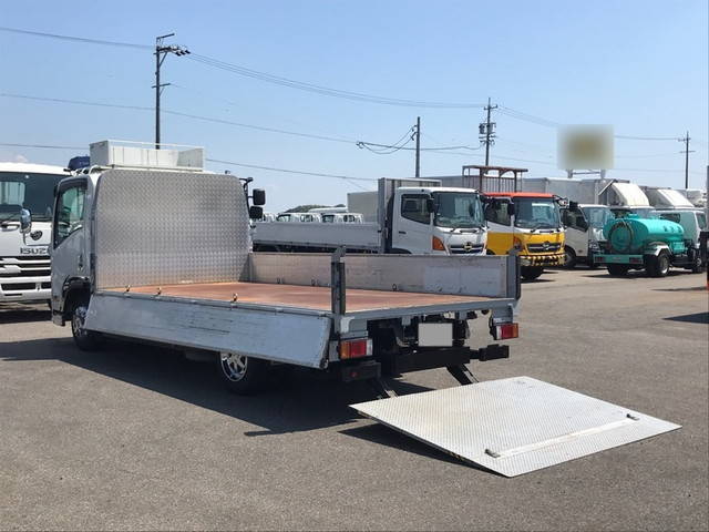 いすゞエルフアルミブロック小型（2t・3t）[写真12]