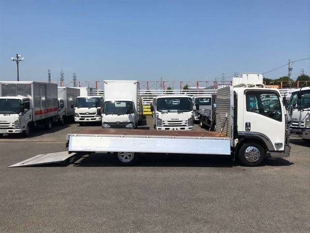 いすゞエルフアルミブロック小型（2t・3t）[写真13]