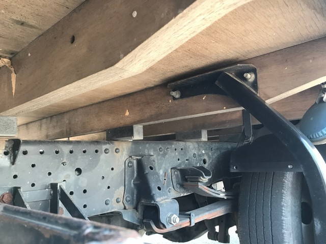 いすゞエルフアルミブロック小型（2t・3t）[写真26]