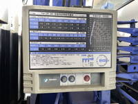 日野レンジャーセルフクレーン4段増トン（6t・8t）[写真12]