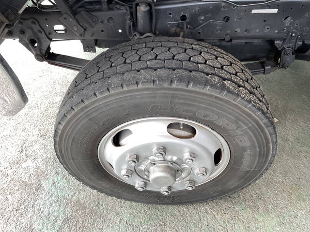 日野レンジャーセルフクレーン4段増トン（6t・8t）[写真19]