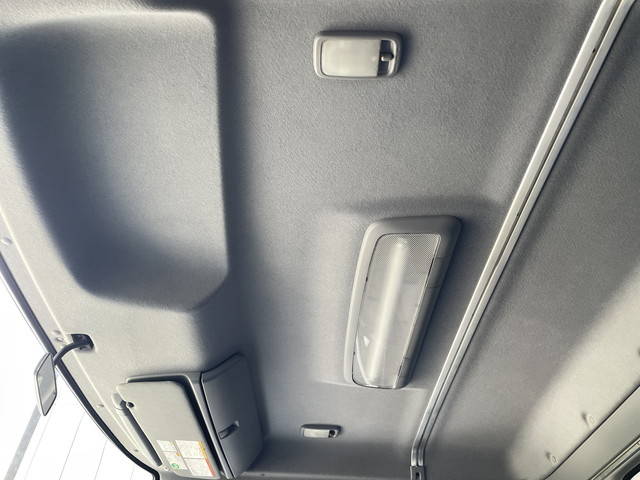 日野レンジャーセルフクレーン4段増トン（6t・8t）[写真29]