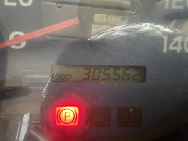 日野レンジャーセルフクレーン4段増トン（6t・8t）[写真32]