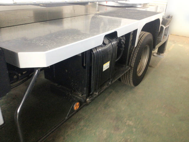 日野デュトロ高所作業車小型（2t・3t）[写真12]