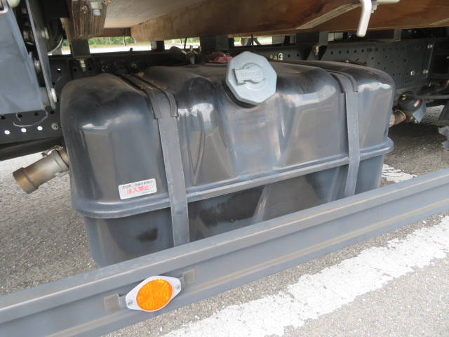 いすゞエルフ平ボディ小型（2t・3t）[写真14]