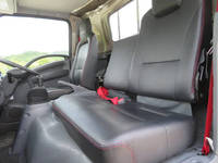 いすゞエルフ平ボディ小型（2t・3t）[写真17]