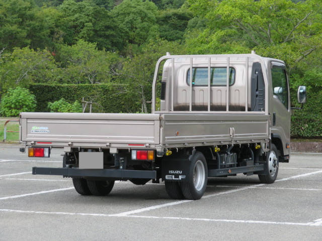 いすゞエルフ平ボディ小型（2t・3t）[写真02]