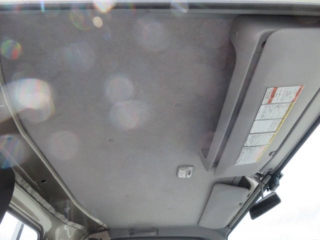 いすゞエルフ平ボディ小型（2t・3t）[写真25]