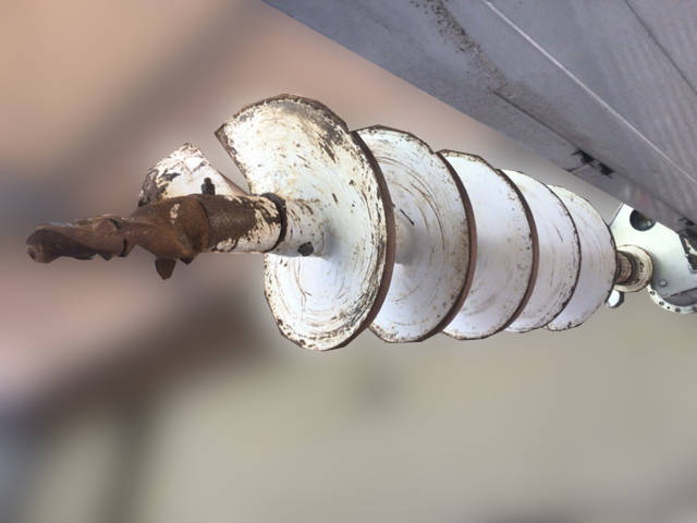 日野レンジャー穴掘建柱車中型（4t）[写真10]