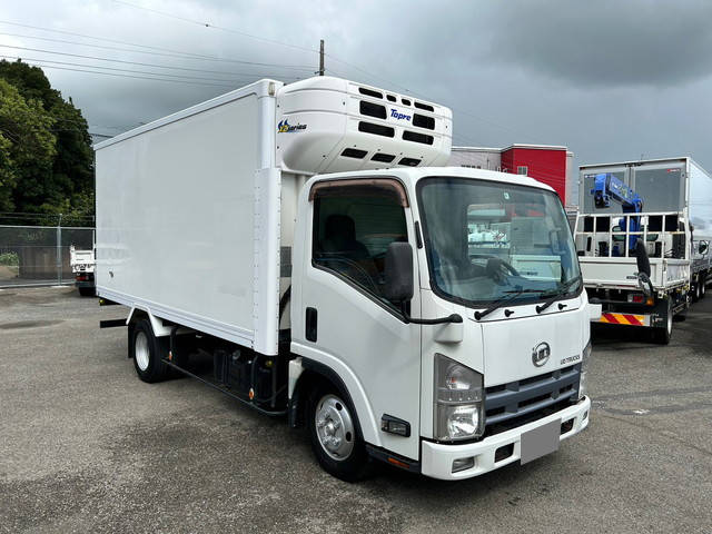 UDトラックスコンドル冷凍車（冷蔵車）小型（2t・3t）[写真03]
