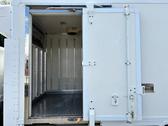 UDトラックスコンドル冷凍車（冷蔵車）小型（2t・3t）[写真34]