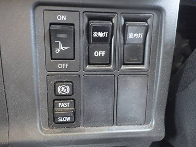 日野レンジャーアルミウイング増トン（6t・8t）[写真27]