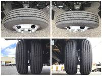 三菱ふそうキャンター平ボディ小型（2t・3t）[写真18]