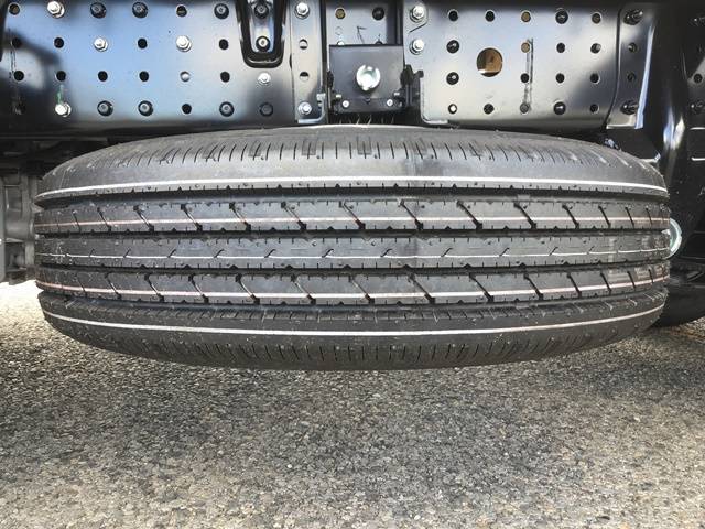 三菱ふそうキャンター平ボディ小型（2t・3t）[写真19]