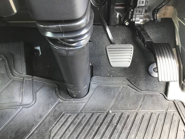 三菱ふそうキャンター平ボディ小型（2t・3t）[写真38]