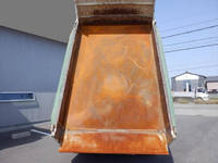 いすゞフォワードダンプ中型（4t）[写真15]