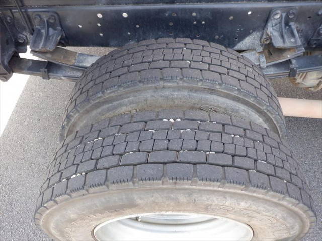 いすゞフォワードダンプ中型（4t）[写真21]