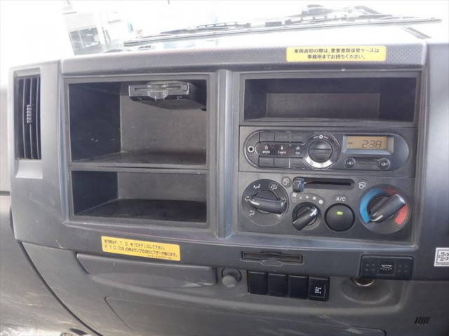 いすゞフォワードダンプ中型（4t）[写真28]