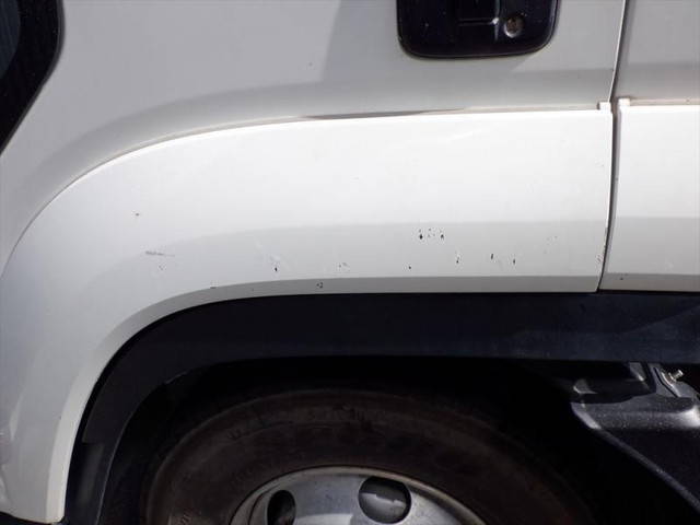 いすゞフォワードダンプ中型（4t）[写真09]