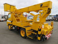 いすゞエルフ高所作業車小型（2t・3t）[写真02]