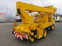 いすゞエルフ高所作業車小型（2t・3t）[写真04]