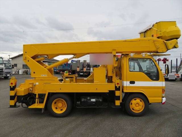 いすゞエルフ高所作業車小型（2t・3t）[写真06]