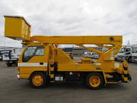 いすゞエルフ高所作業車小型（2t・3t）[写真08]