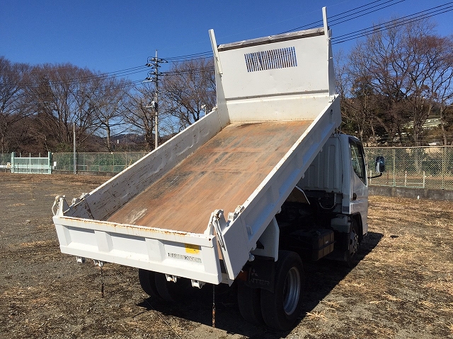 三菱ふそうキャンターダンプ小型（2t・3t）[写真02]