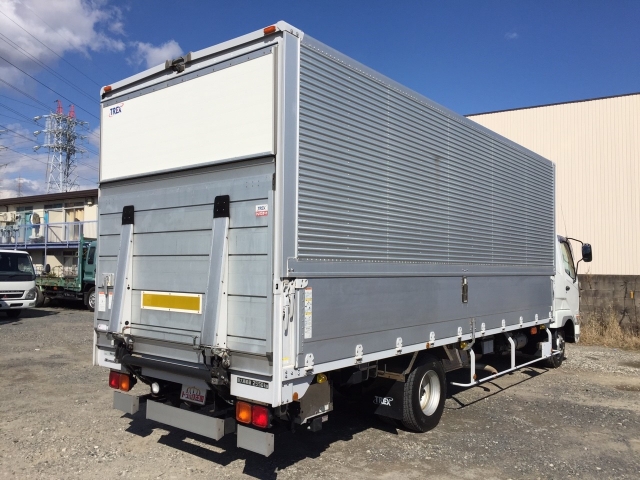 三菱ふそうファイターアルミウイング中型（4t）[写真02]