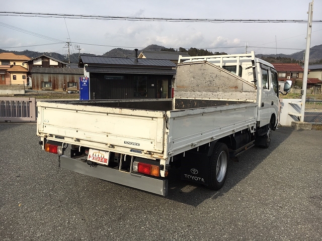 トヨタトヨエースダブルキャブ（Wキャブ）小型（2t・3t）[写真02]